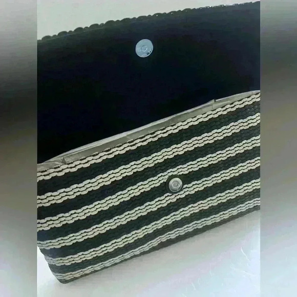 Banana Republic Clutch - Picture 6 of 7